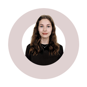Анна Р